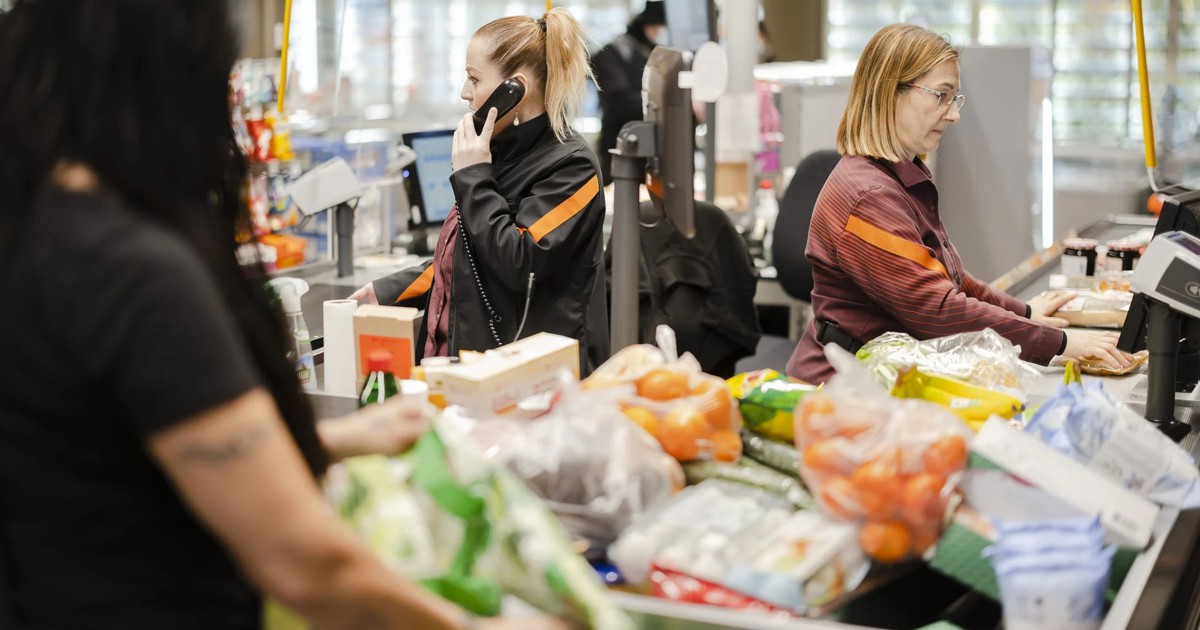 Einkaufen bis 22.30 Uhr: Migros sagt Coop den Kampf an