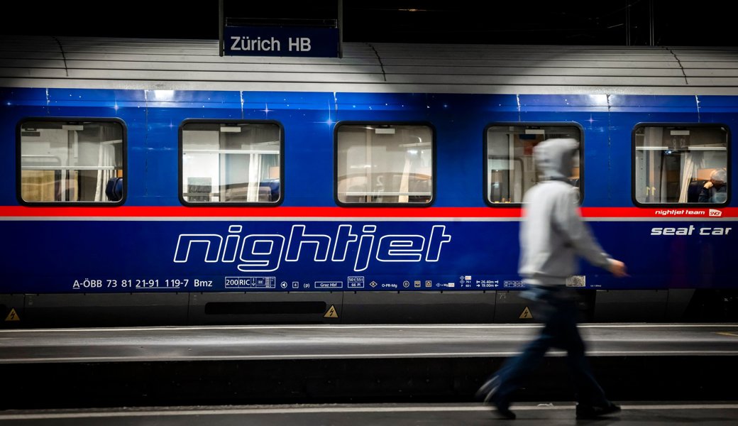 Nachtzüge sollten dauerhaft über St.Gallen statt Buchs verkehren: HSG-Professor widerspricht der ETH