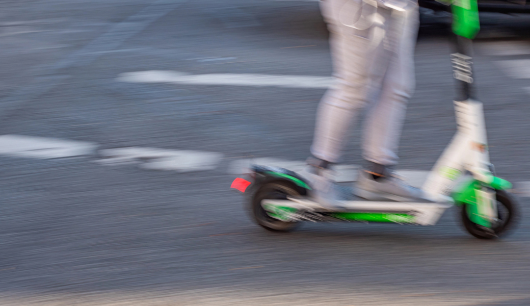 Polizei konnte ihn nicht stoppen: Zehnjähriger verunfallt mit E-Scooter