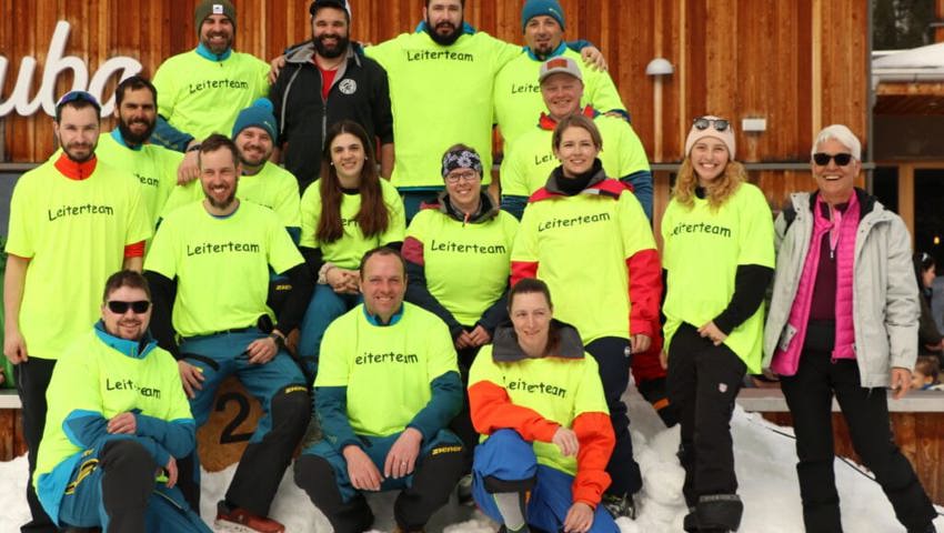  Engagiert vom ersten bis zum letzten Tag: Das Leiterteam des Skikurses. 