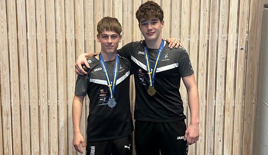 Lio Rüegg und Achilleas Lüchinger (von links) durften sich nach dem Wettkampf über ihre Erfolge freuen.