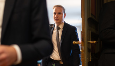 Unterschriften unter dem Radar: Huber fordert mehr Transparenz bei Volksbegehren