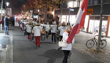 Friedlicher Marsch durch Buchs: Trychler führten Protestzug an