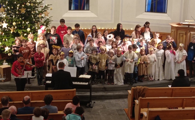 Erfolgreiche Aufführung der Weihnachtsgeschichte