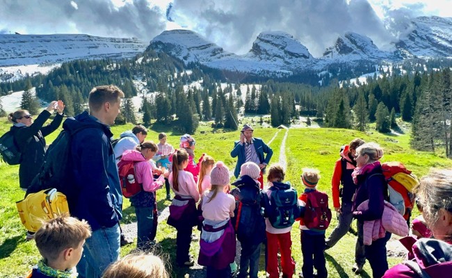 Detektiv Sherlock Holmes stand im Mittelpunkt der Familienwanderung