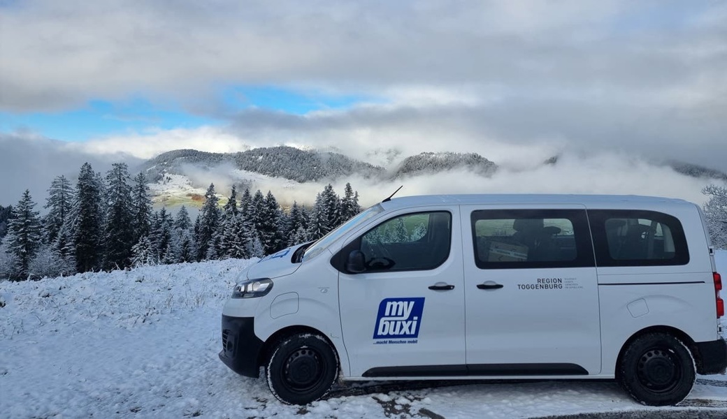 Seit Dezember 2023 ist Mybuxi in den Gemeinden Nesslau und Wildhaus-St.Johann unterwegs. Nach dem Neuschnee der vergangenen Woche haben sich die Anfragen für den Rufbus verdoppelt. 