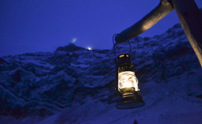 Weihnachtliche Laternenwege: Klassiker sind über die Festtage beleuchtet