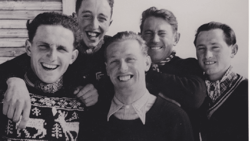  Die «Skicracks» (von links): Niklaus Stump, Walter Steiner, Alfred Kleger, Karl Schlumpf, Walter Sutter auf einem Gruppenfoto. Bilder: PD