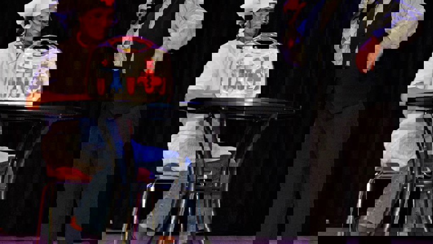  Mit viel Unterhaltung wie hier ein Sketch wurde das Jubiläum in Grabs gefeiert. 