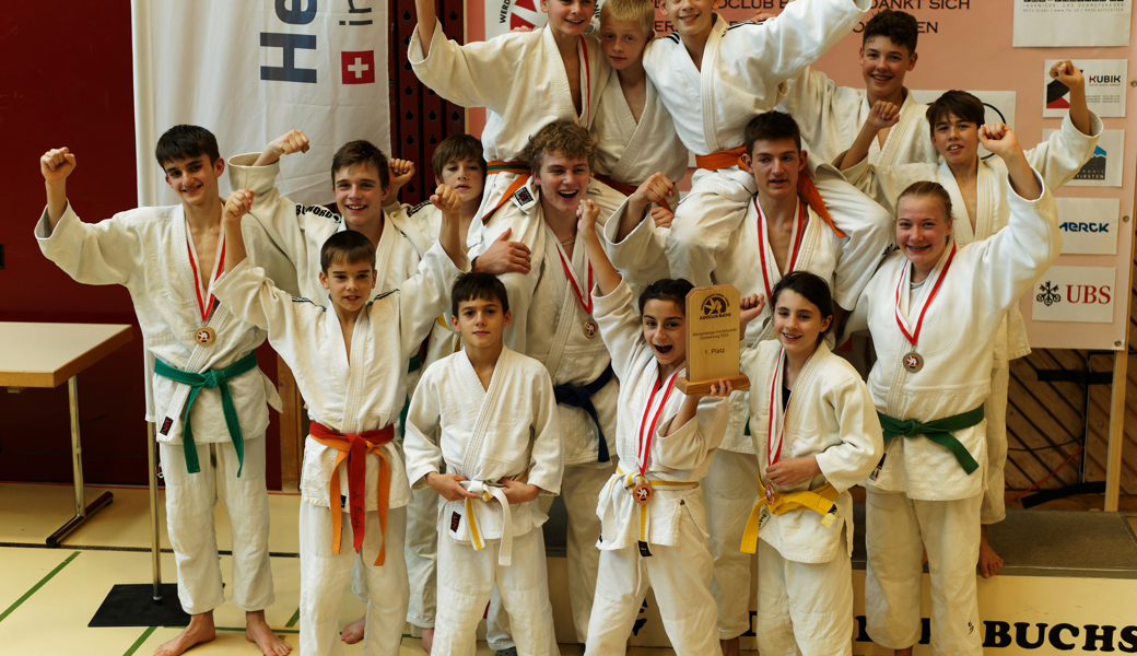 Bestes Team am Heimturnier: Die Freude bei den Judokas aus Buchs ist entsprechend gross. 