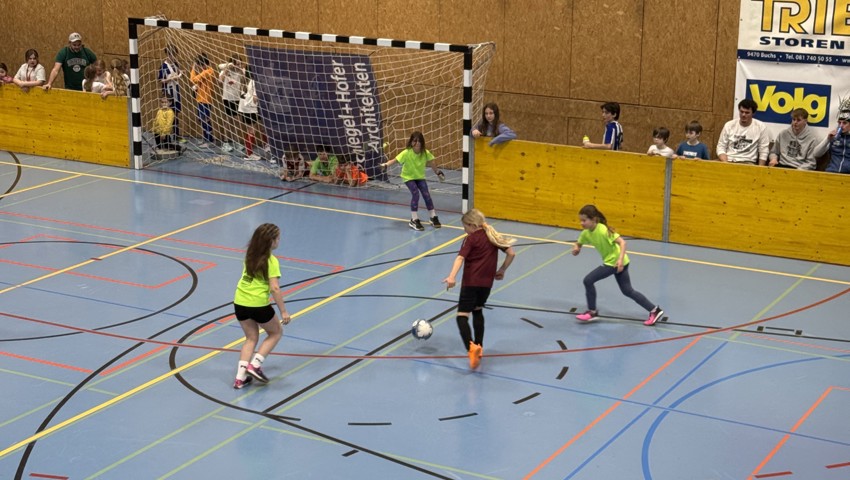 Rund 300 Kinder auf Torjagd mit dem FC Grabs