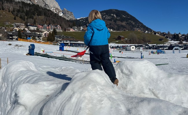 Kinderkram: «Erstens kommt es anders und zweitens als man denkt»