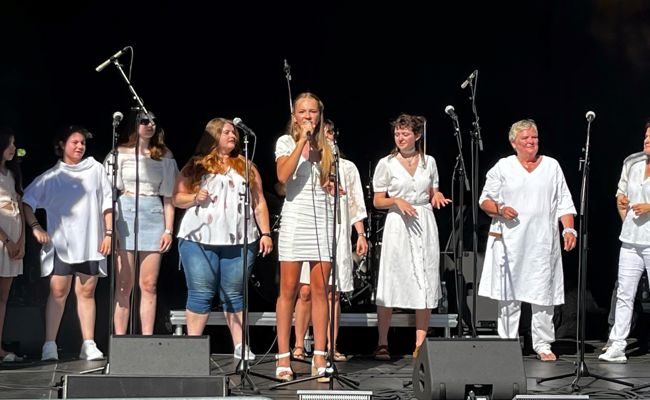 Grosser Auftritt des Gesangstalents Lana Schulz