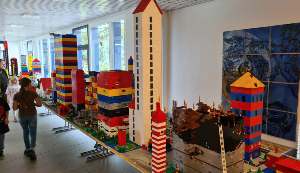  Grossartig präsentierte sich im Schulhaus Widem die von Kindern aus Gams und Grabs erschaffene Lego-Stadt. 