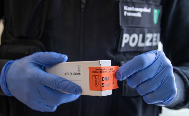 Einbruch im Haag Center: Schmuck geklaut