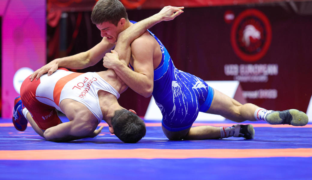 Maurus Zogg (in blau) schied an den U23-Europameisterschaften bereits im Achtelfinal aus.