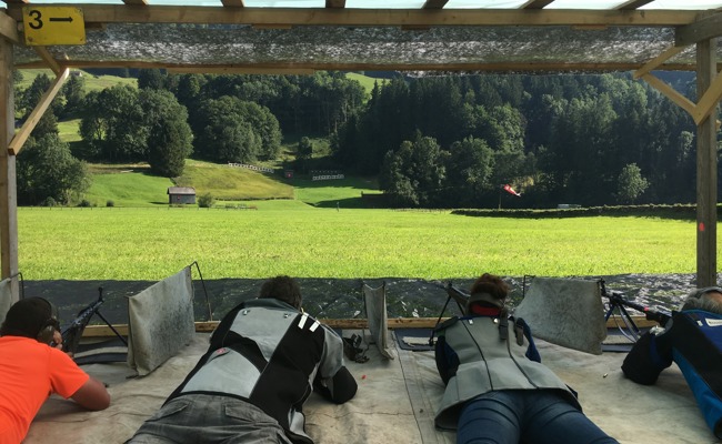 Das Feldschiessen, eine laute Volkssporttradition