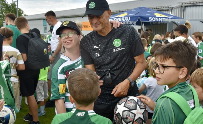 Der FC St.Gallen ist im Juni zu Gast auf dem Rüthner Rheinblick