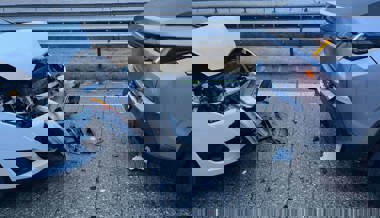 Doppelte Kollision im Morgennebel sorgt für Stau