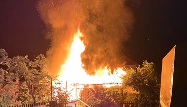 Holzhütte im Schrebergarten komplett abgebrannt