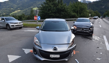 Vortritt genommen: Crash bei der Autobahnausfahrt