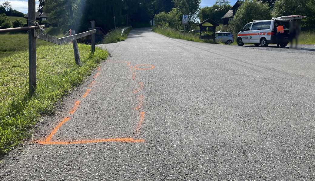 Ein 25-jähriger Mann wurde beim Unfall verletzt. 