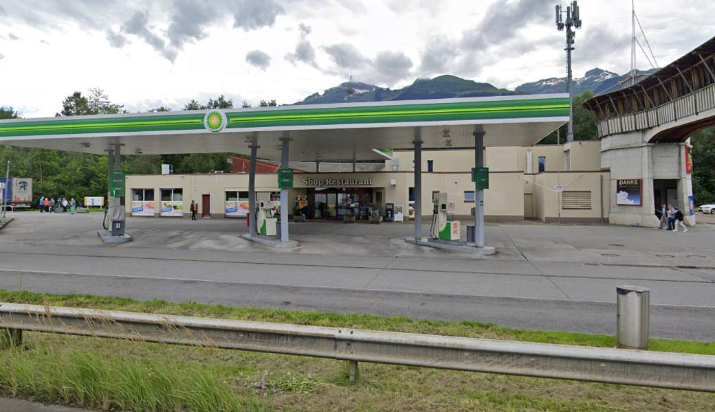 Die Raststätte Rheintal West, hier vor dem Abriss, wird modernisiert.