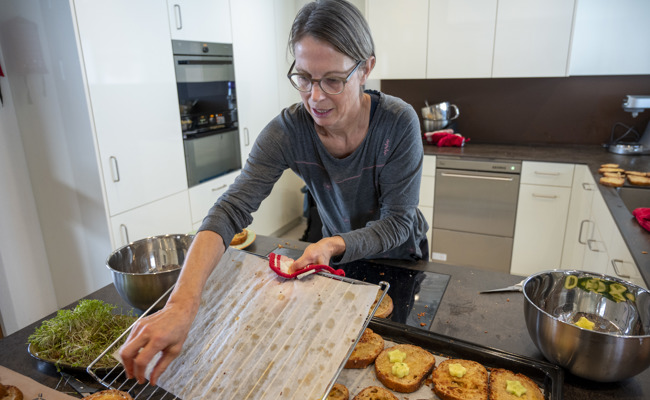 Zwischen Beckenrand, Herd und Piste