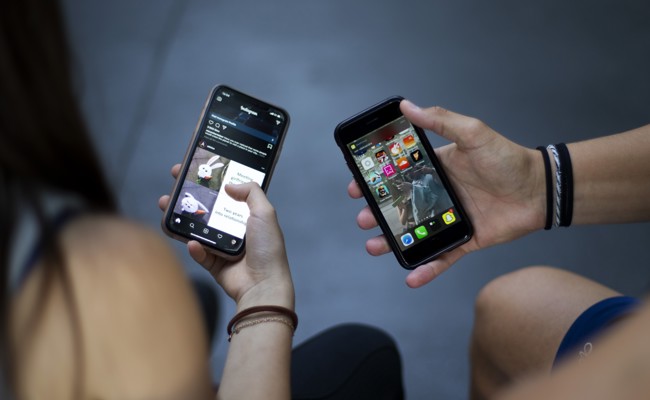 Sollen soziale Medien für Kinder und Jugendliche verboten werden?