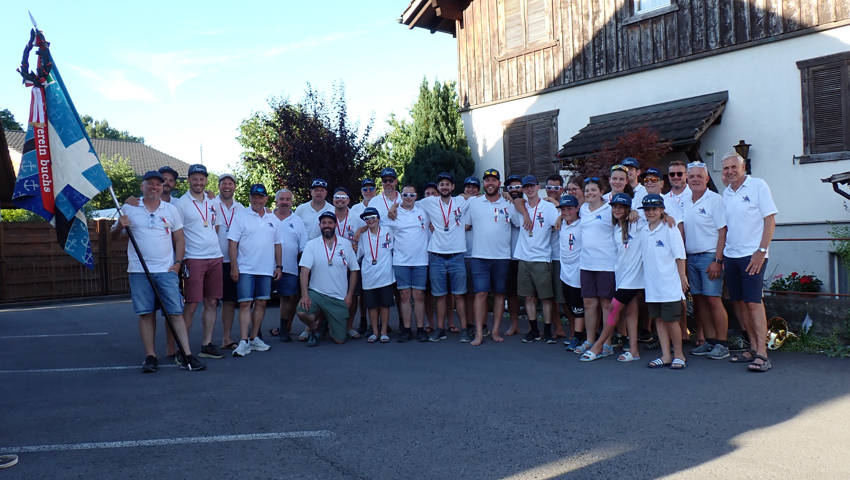 Am Sonntagabend wurden die Buchser Pontoniere – der Tradition entsprechend – feierlich in Räfis empfangen.