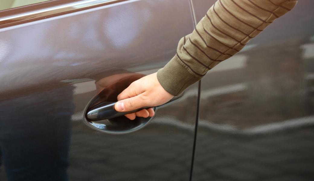 Polizei erwischt zwei «Fälleler» in flagranti