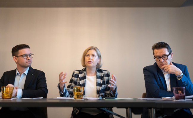 Unterstützung für Schweizer FL-Grenzgänger