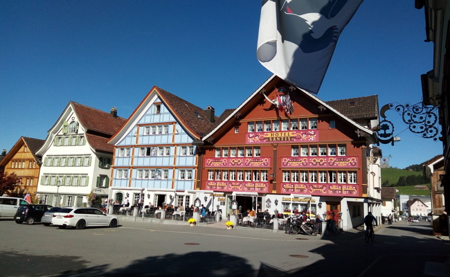 In den Sommerferien Baukultur und südliches Flair geniessen