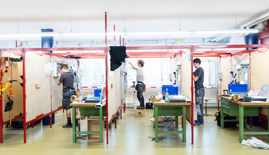 Lernende sollen künftig schneller erfahren, ob sie bestanden haben