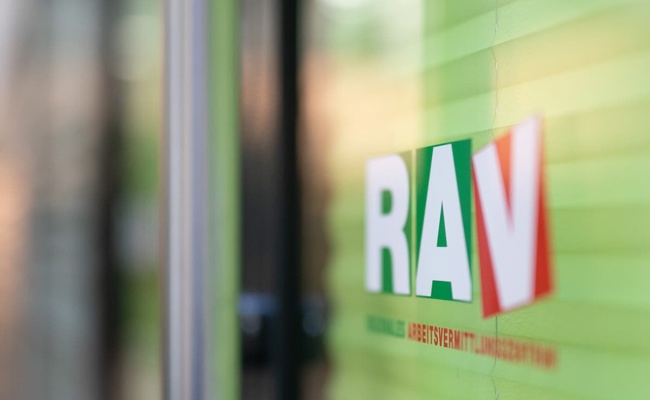 Zahl der Stellensuchenden ist im Jahr 2024 stark angestiegen