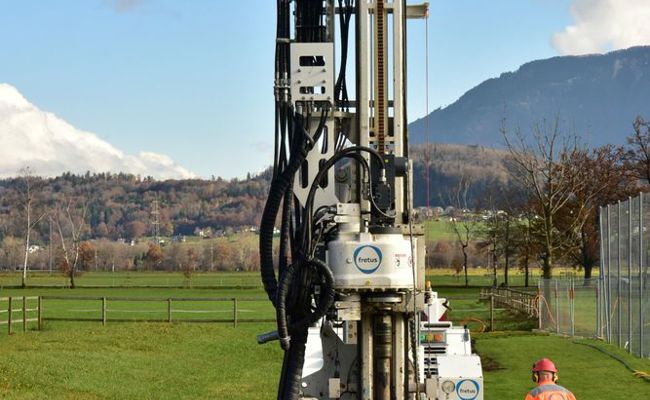 Erhöhte Erdbebengefährdung: Hochempfindliches elektronisches Instrument wird installiert
