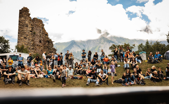 «Quellrock» lockte trotz Hudelwetter 4000 Zuhörerinnen und Zuhörer