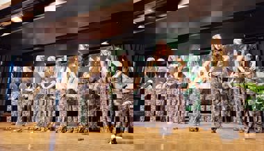 Wenn die Schule zum Dschungel wird: Abschlussklassen führen Musical «Jumanji» auf