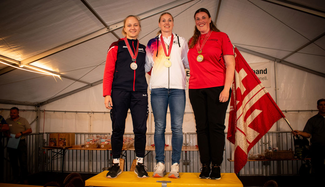 In der Kategorie Damen 12,5 kg holte Elisabeth «Lisi» Santner den Schweizer Meistertitel.