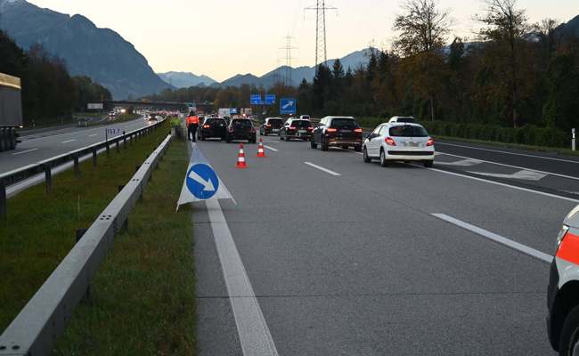 Zwei Unfälle im Morgenverkehr auf der A13