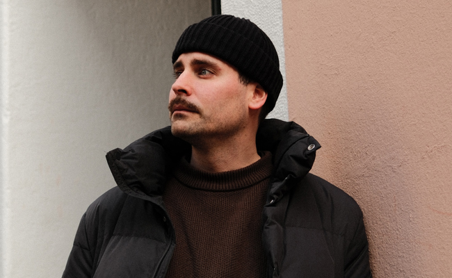 Seine erste EP ist Spiegelung der Gefühle