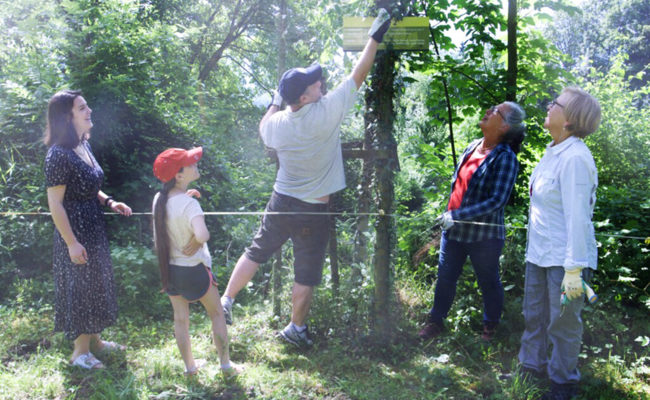 Mit eifrigem Elan ging es an die Arbeit am Arbeitstag des Vereins Nussdorf