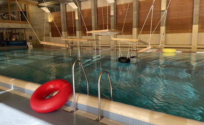 12-Jähriger in Hallenbad reanimiert