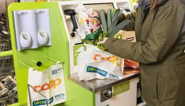 Coop ändert die Regeln für seine Self-Check-out-Kassen – und verbannt gewisse Konsumenten von ihnen