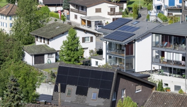 Günstiger Strom aus der Nachbarschaft – warum das Modell noch kaum genutzt wird