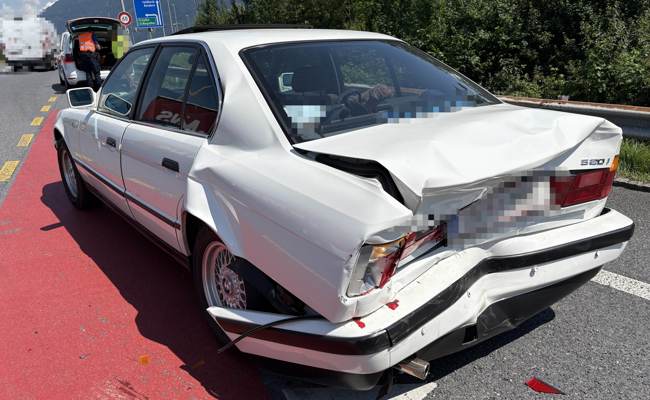 Auffahrkollision an der Autobahnausfahrt