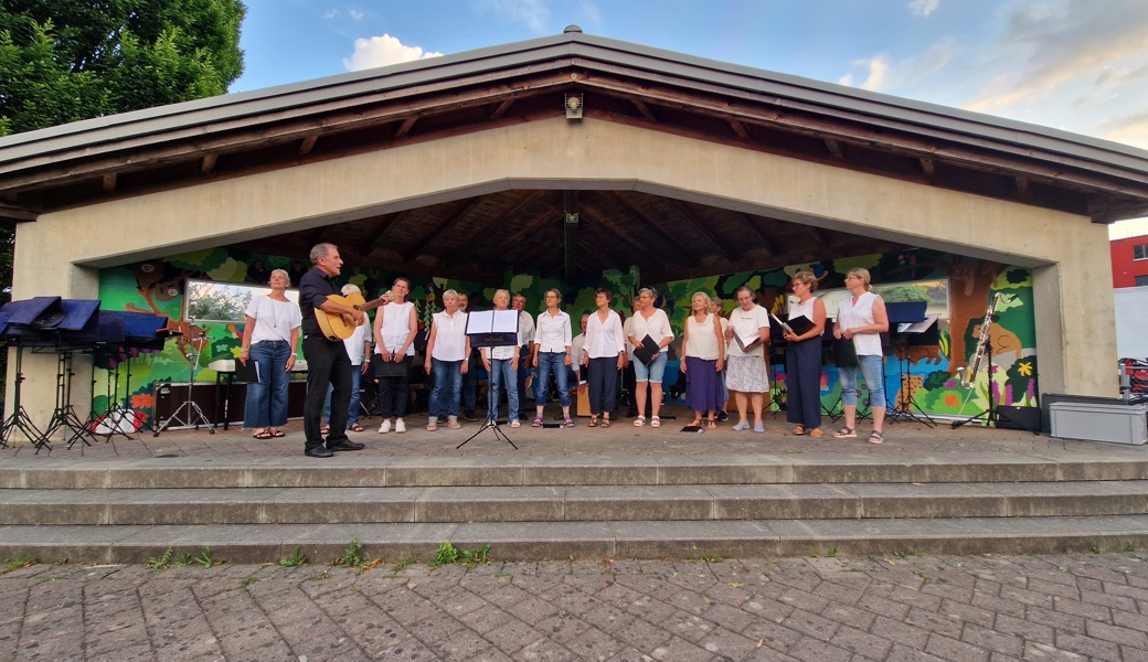 Der Gemischte Chor Salez-Haag weckte Vorfreude auf die Sommerferien.