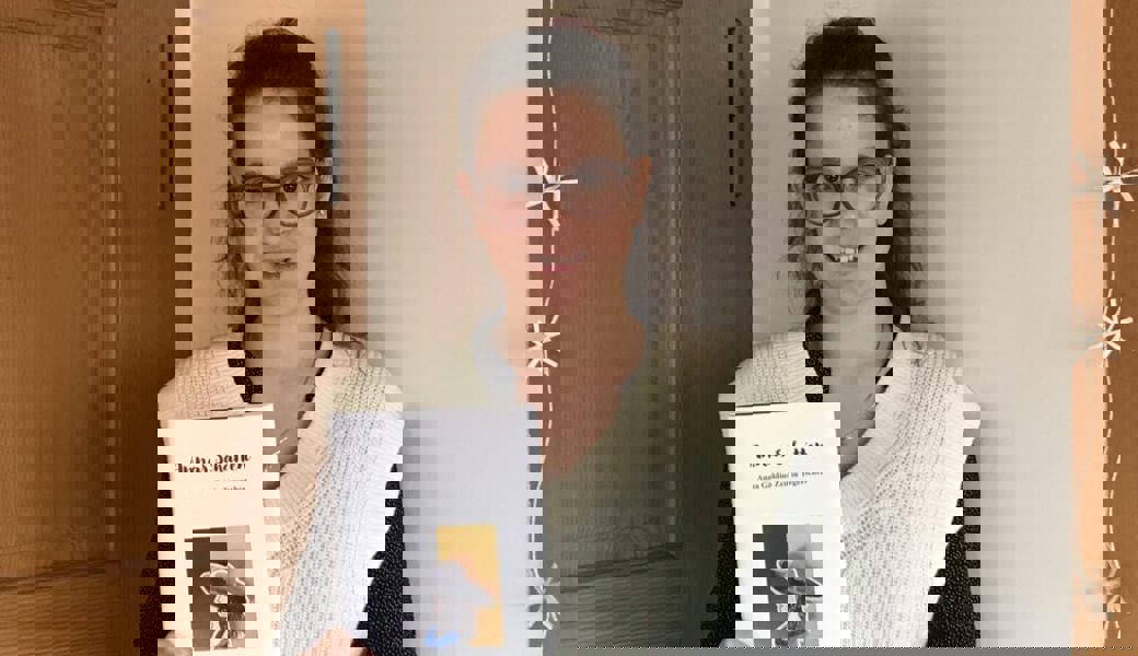  Sarah Meier schrieb das Buch «Annas Schatten», in dem es um Anna Göldin geht. 