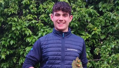 Schelle und Zweig: Glanzleistung von Stefan Tischhauser