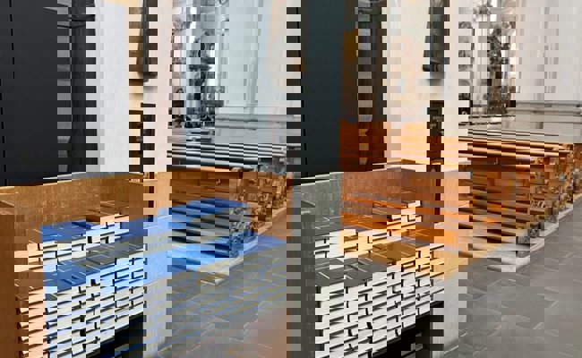 Schlanker und digital: Blaues Kirchengesangsbuch soll überarbeitet werden